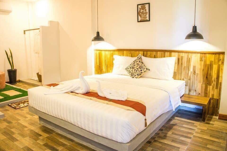 Boreirum Thmorda Hotel Resort Kampot Esterno foto